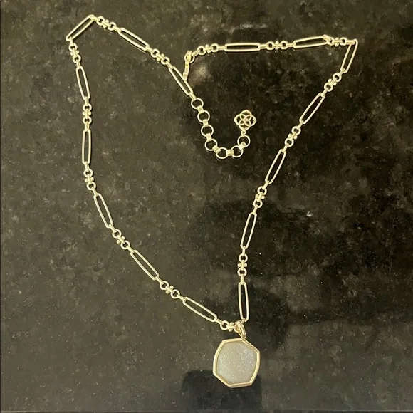 Kendra Scott Gold Necklace with White Pendant - Picture 1 of 2